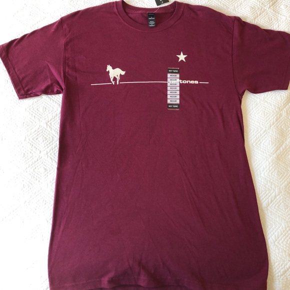 M&O Gold Other - NWT Deftones Pony/Star Logo T-Shirt